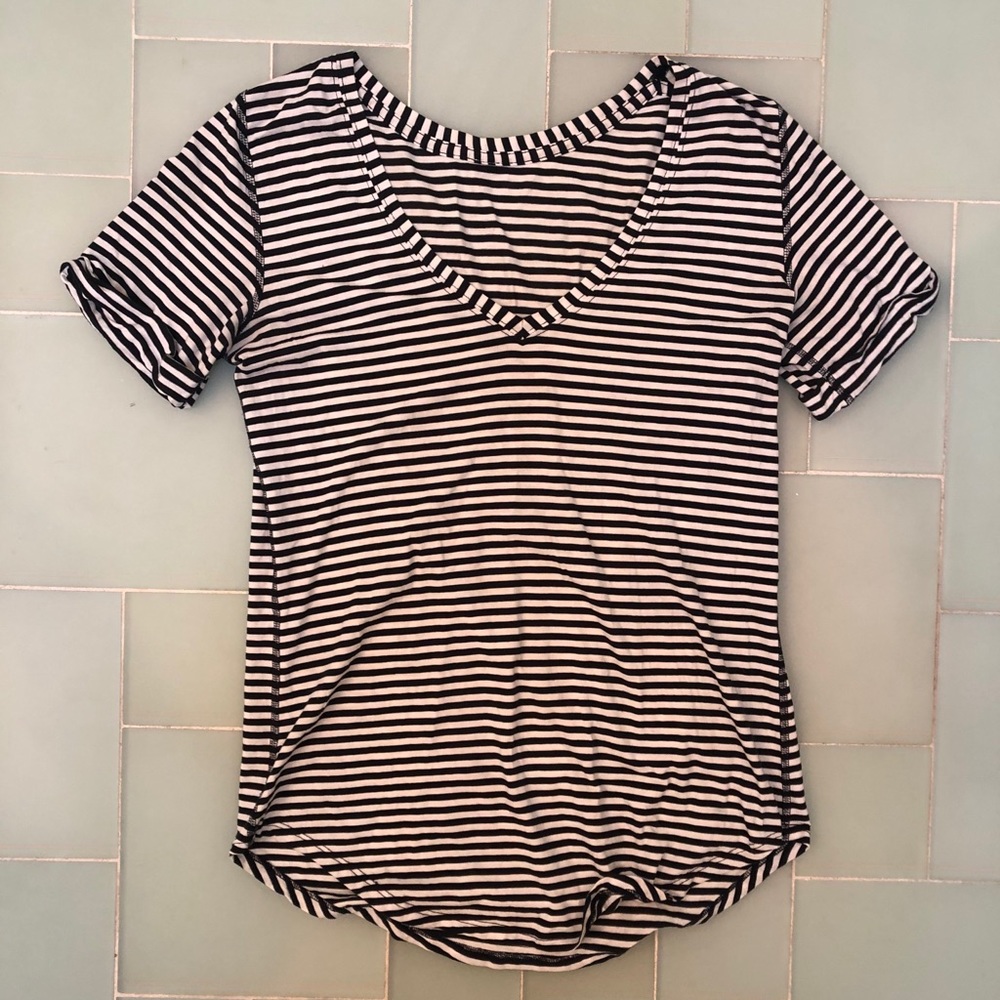 Short sleeve shirt